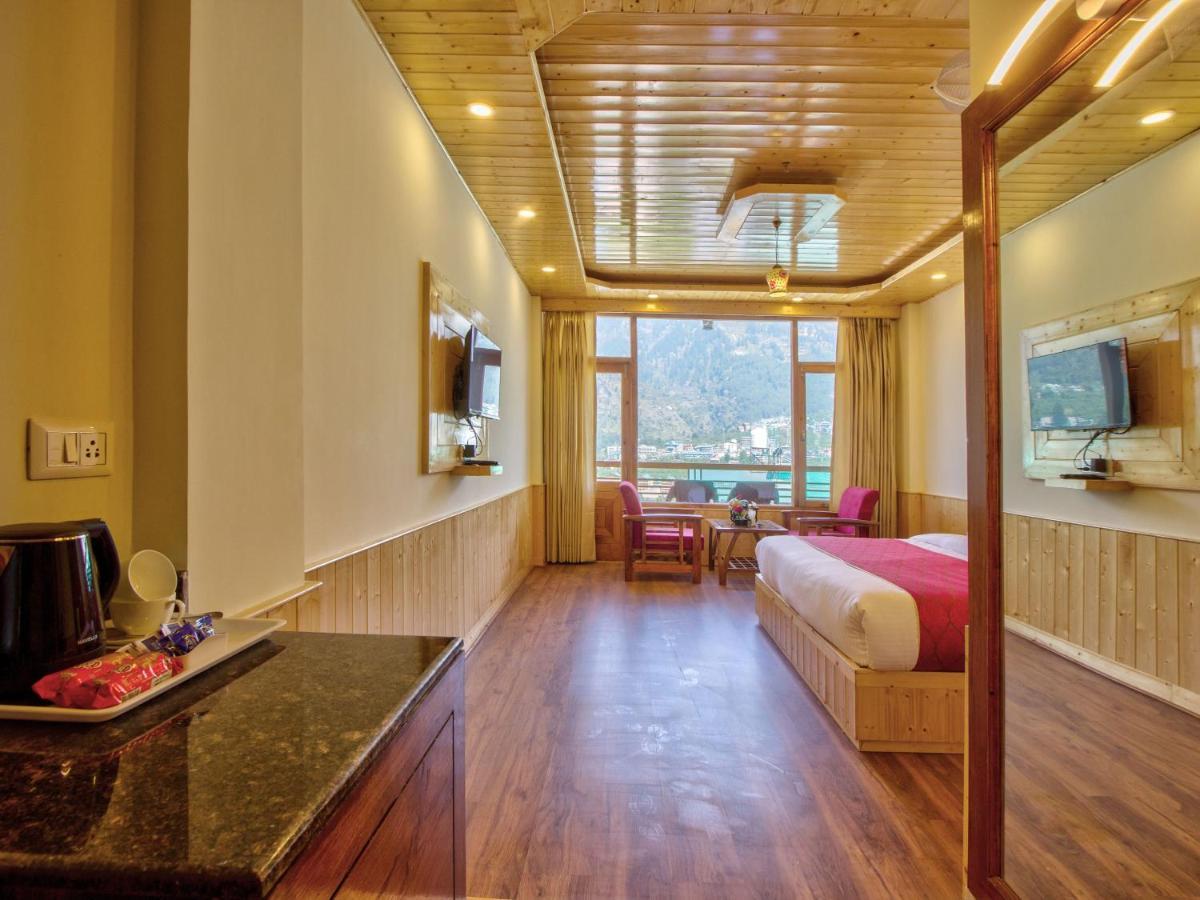Отель Swastik Grand Manali Экстерьер фото